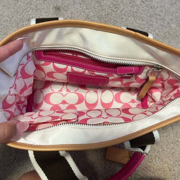 Coach Cream and Pink Bag with Structured Design - Picture 2 of 4